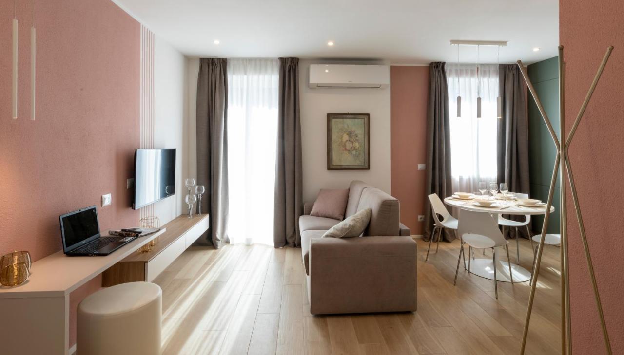 Residence Casa Coppa Appartamento Flox أومغنا المظهر الخارجي الصورة